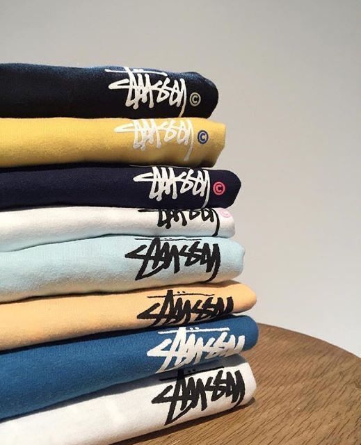 Stüssy Clothing Trends: From Surf Roots to Streetwear Royalty