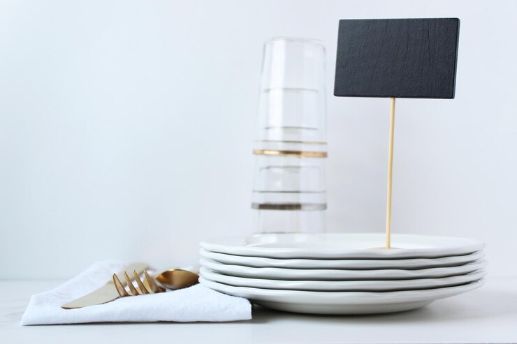 dinner set price in Pakistan